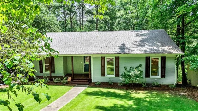 $550,000 | 183 Indian Bend Drive, LaGrange, GA 30240