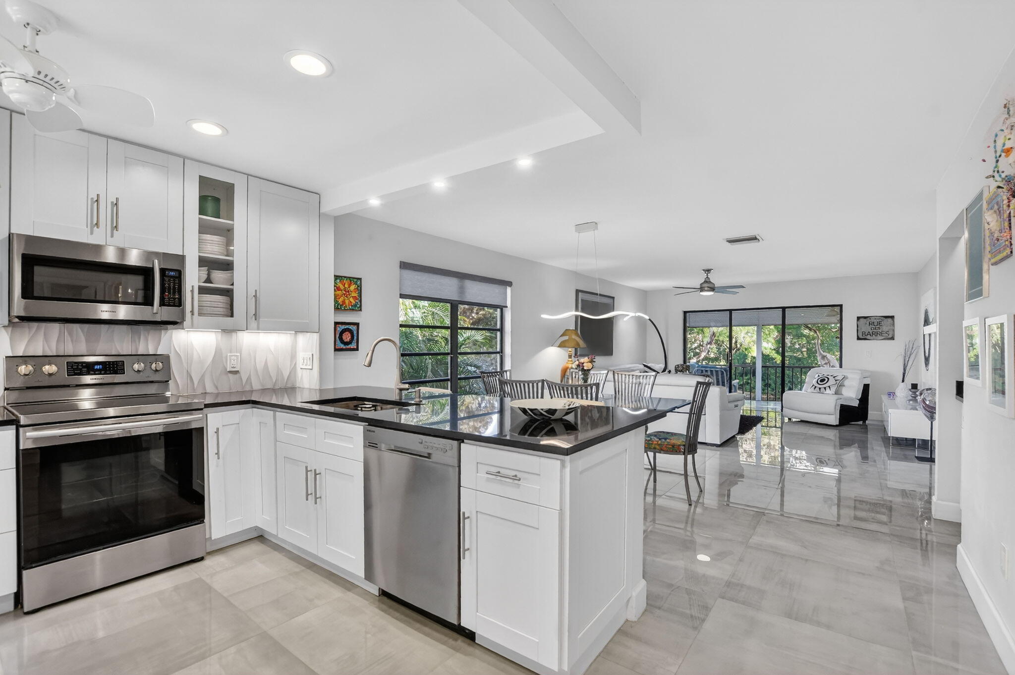 8310 Casa Del Lago, Unit 1B Boca Raton, FL 33433 - Photo 5 of 55 5-web-or-mls-DSC_9116