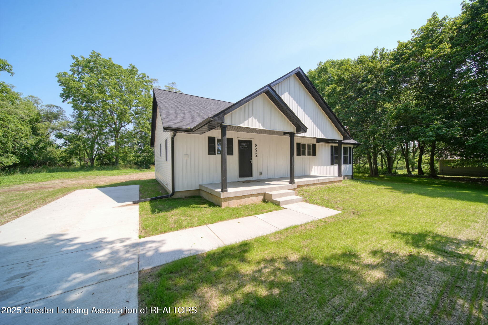 822 Woodworth Road Jackson, MI 49202 - Photo 5 of 37 4-web-or-mls-DSC09089_HDR