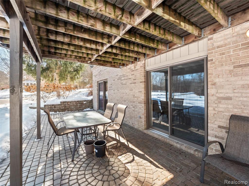 21311 Metroview Road Farmington Hills, MI 48335 - Photo 67 of 78