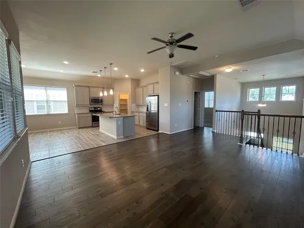 $2,645 | 3132 Dunsmore Manor Court, Spring, TX 77386