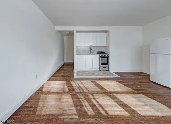 $1,800 | 22 Cottage Street, Unit 31, South Orange, NJ 07079