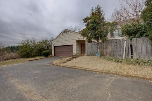 $90,000 | 3637 Haughton Lane, Unit 2, Memphis, TN 38128