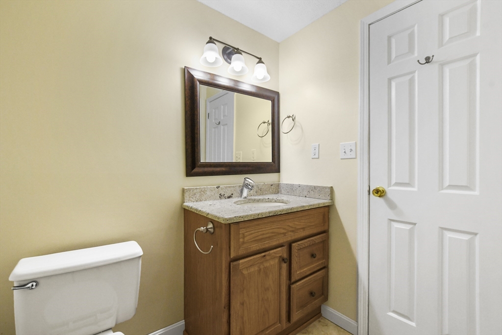 255 North Road, Unit 213 Chelmsford, MA 01824 - Photo 19 of 33 Gallery Image 19