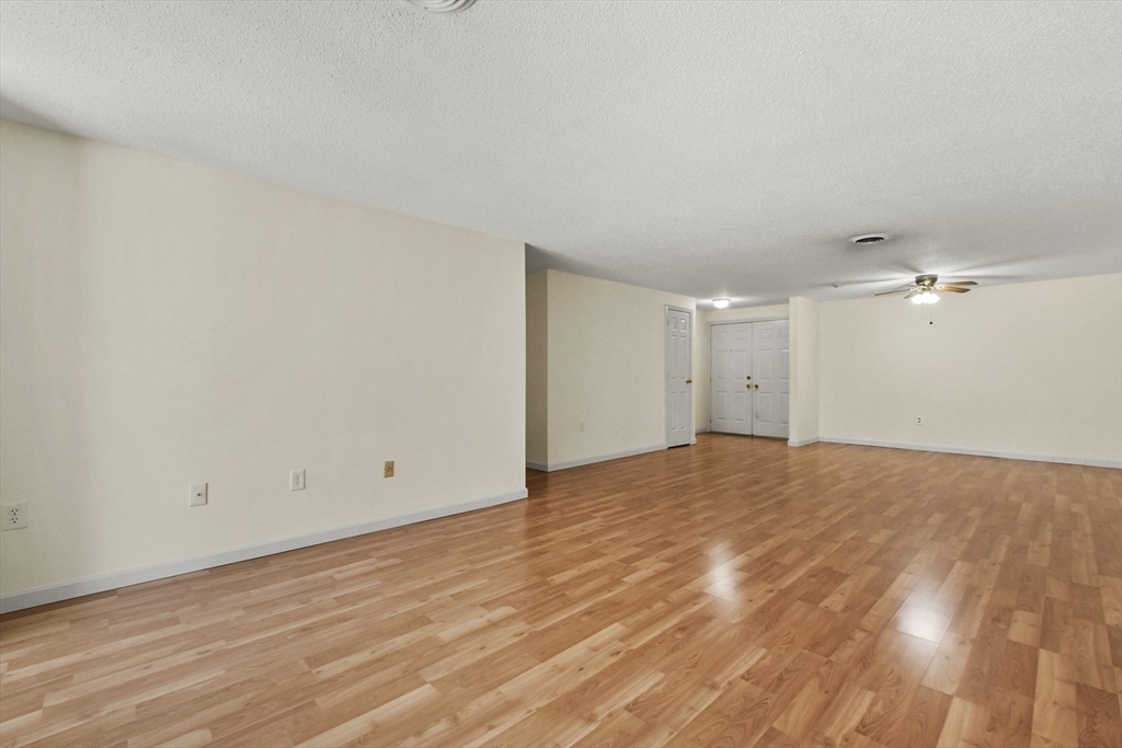 255 North Road, Unit 213 Chelmsford, MA 01824 - Photo 6 of 33 Gallery Image 6
