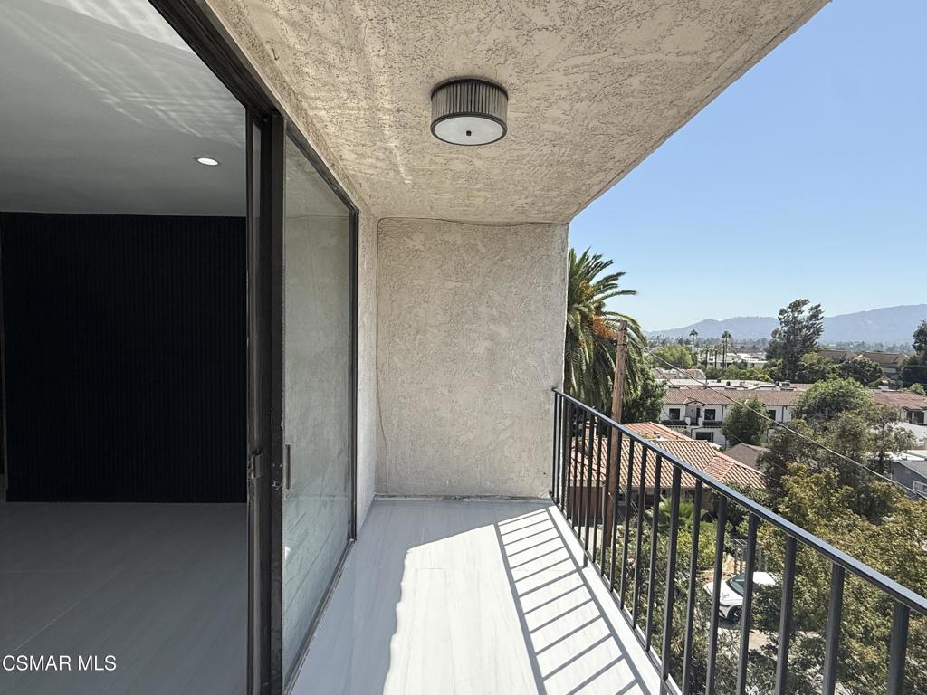1401 Valley View Road, Unit 426 Glendale, CA 91202 - Photo 21 of 31 Gallery Image 21