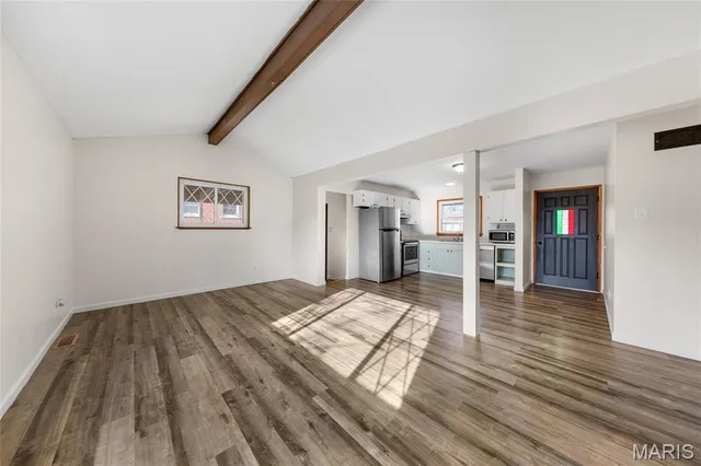 $175,000 | 1890 Caposele Lane, Hazelwood, MO 63042