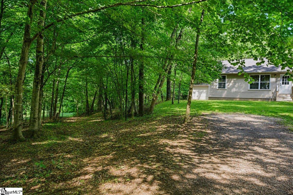 1040 Bennetts Bridge Road Greer, SC 29651 - Photo 32 of 46
