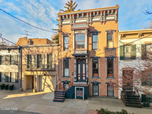 $649,000 | 209 Lancaster Street, Albany, NY 12210