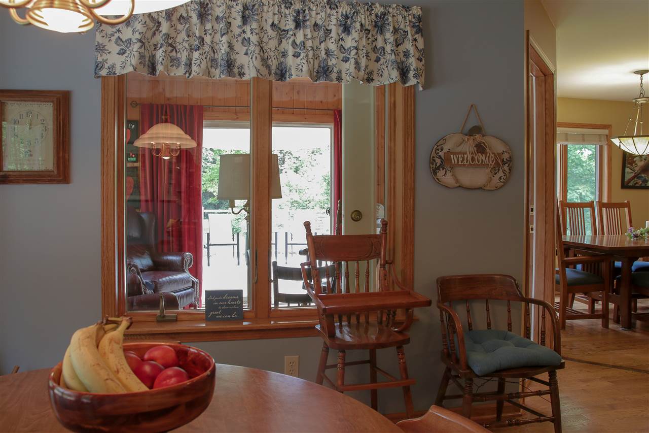 5254 Duffield Road Flushing, MI 48433 - Photo 18 of 57 View of Den from Dinette