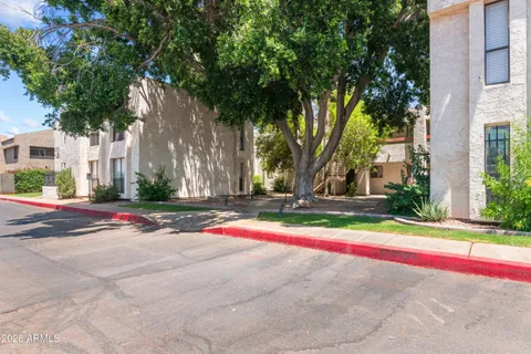 $178,900 | 3119 West Cochise Drive, Unit 149, Phoenix, AZ 85051