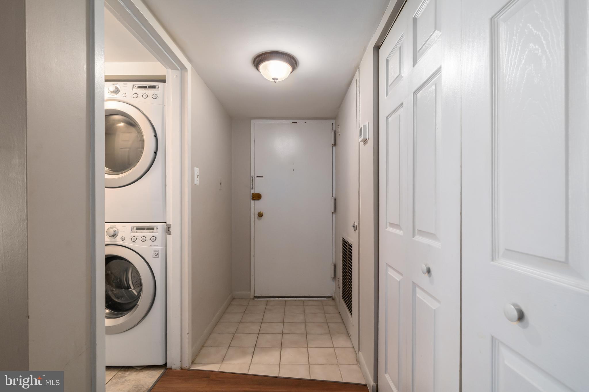 1422 Northgate Square, Unit 22/1A Reston, VA 20190 - Photo 8 of 24