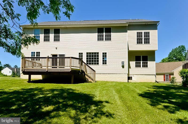 8286 Church Ln Road Ellicott City, MD 21043 - Photo 30 of 30 Exterior (Rear)