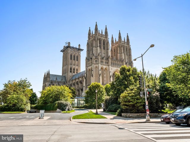 $603,500 | 3010 Wisconsin Avenue Northwest, Unit 102, Washington, DC 20016