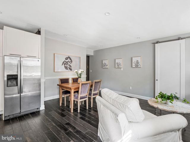 $603,500 | 3010 Wisconsin Avenue Northwest, Unit 102, Washington, DC 20016