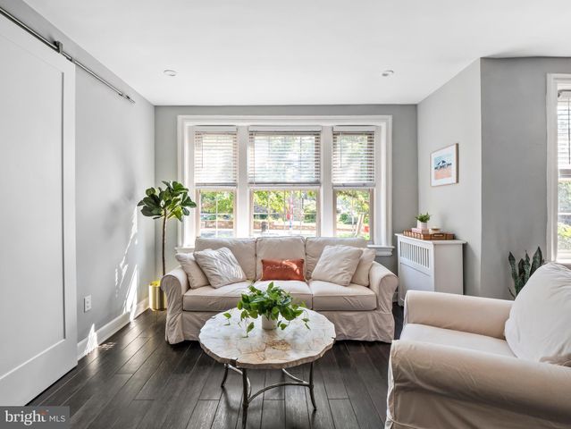 $603,500 | 3010 Wisconsin Avenue Northwest, Unit 102, Washington, DC 20016