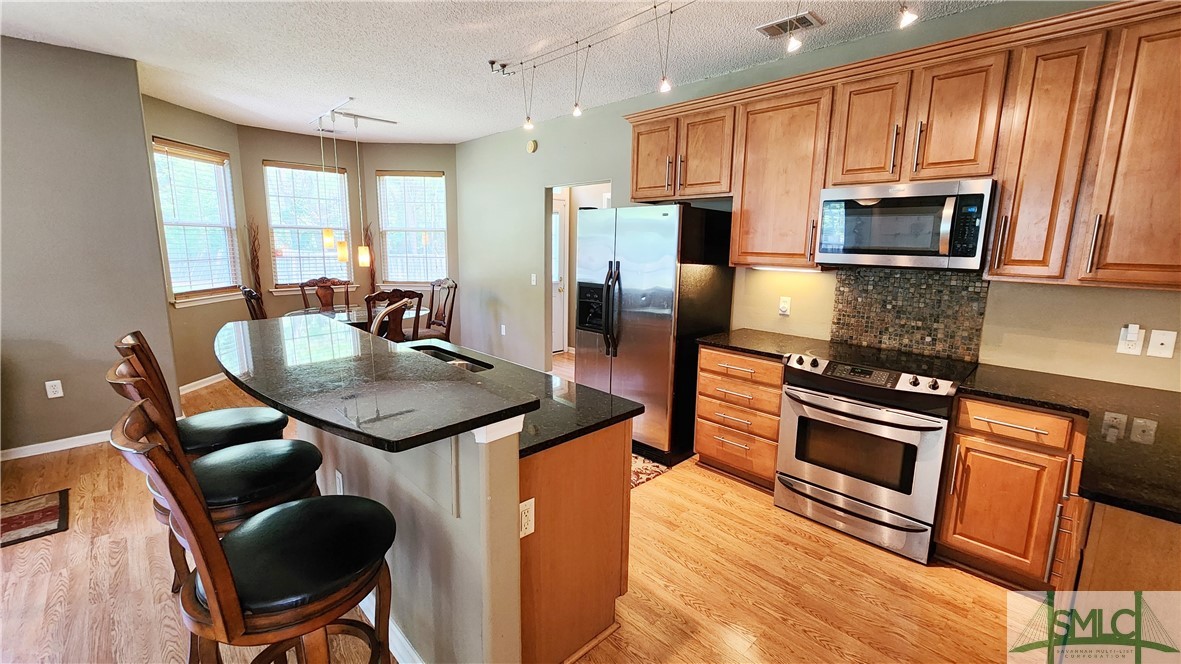 341 Stonebridge Circle Savannah, GA 31419 - Photo 9 of 50