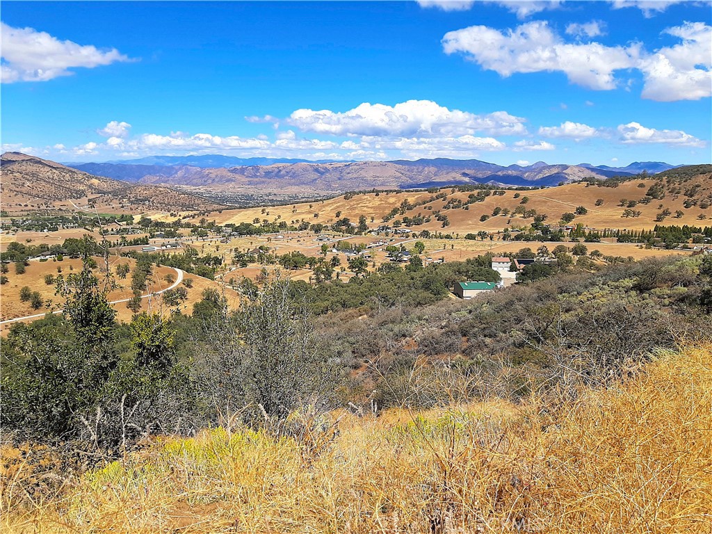 0 Zurich Drive Tehachapi, CA 93561 - Photo 48 of 58 a view of a city with sunset