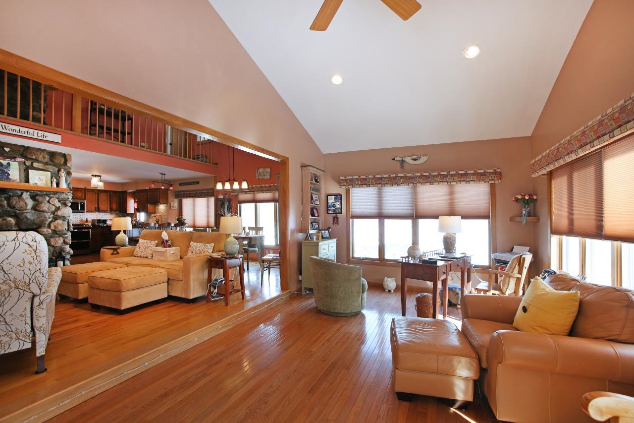 1 Grandview Avenue Derry, NH 03038 - Photo 27 of 60