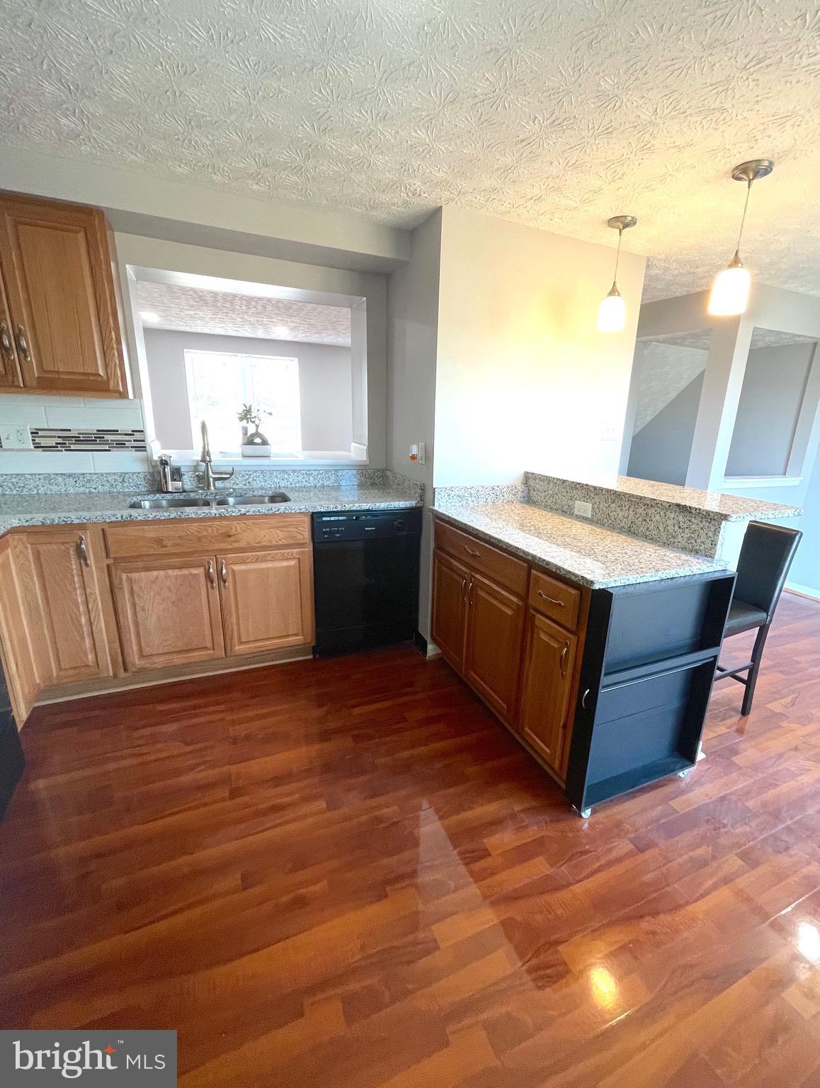 13 Rader Court Baltimore, MD 21234 - Photo 5 of 25 kitchen