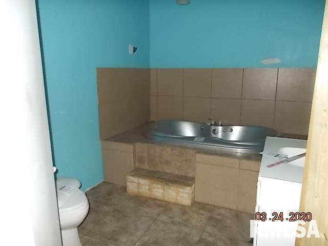 15323 East Bakerville Road Mount Vernon, IL 62864 - Photo 5 of 7 Gallery Image 5