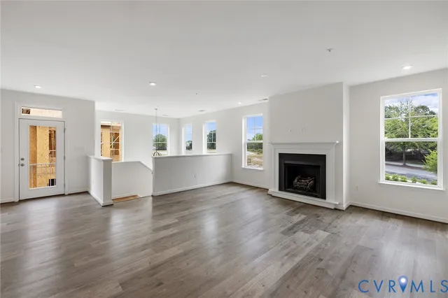 $465,060 | 5313 Twisting Vine Lane, Unit 205, Glen Allen, VA 23059