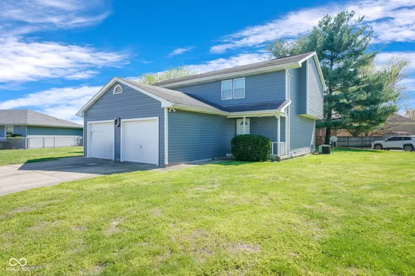 $275,000 | 604-606 Hillcrest Circle, Seymour, IN 47274