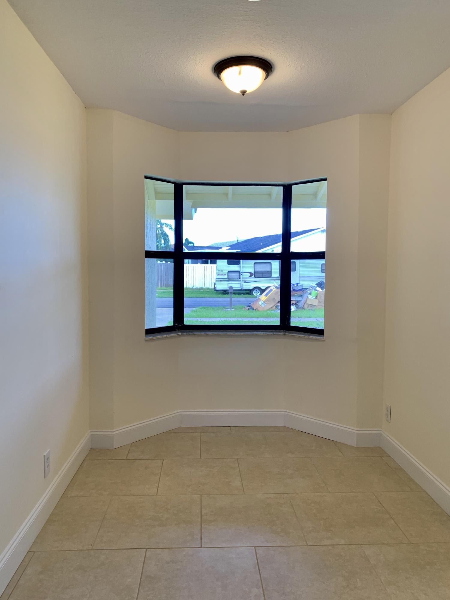 23247 Southwest 60th Avenue Boca Raton, FL 33428 - Photo 11 of 26 Dining Area