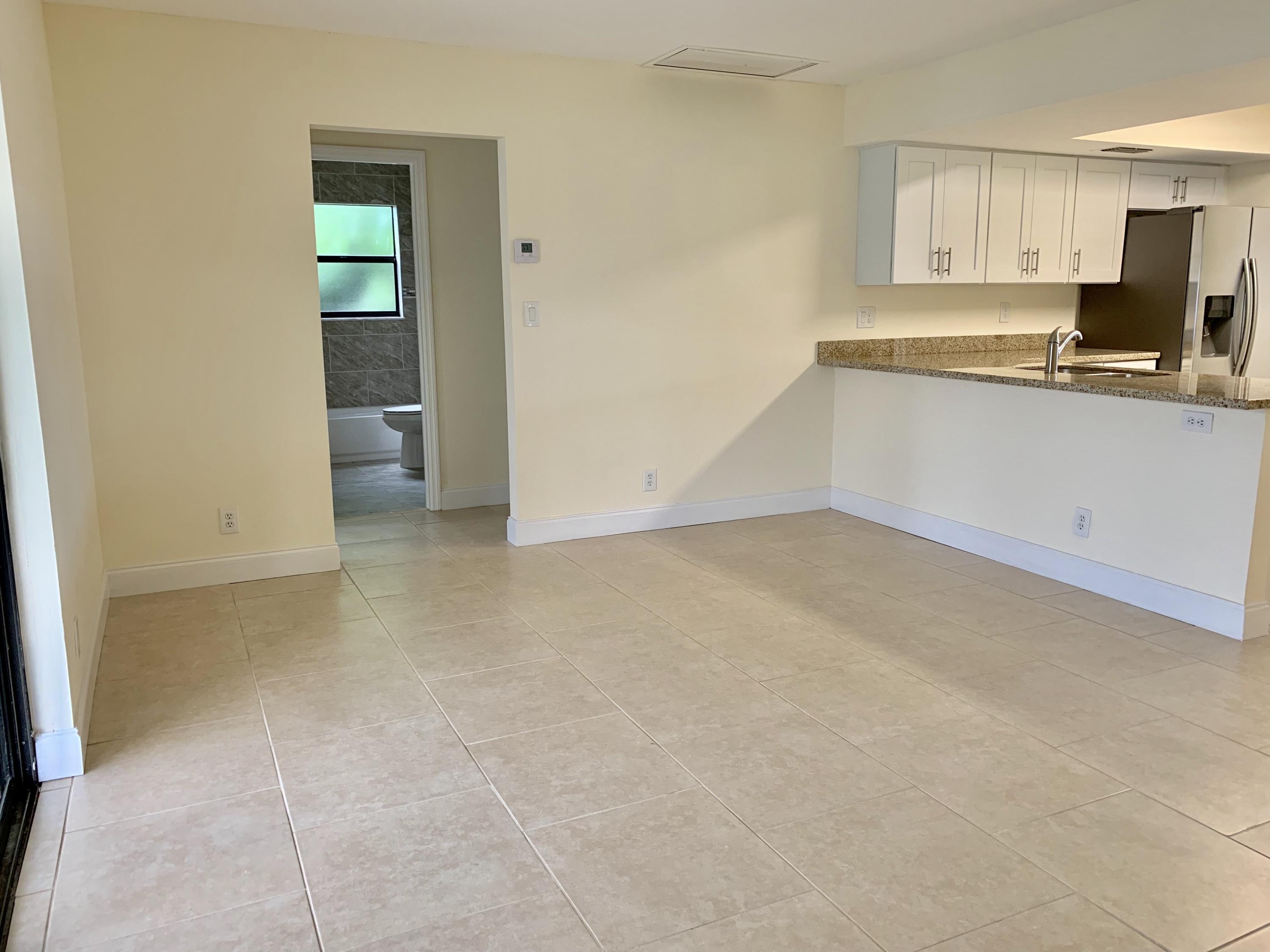 23247 Southwest 60th Avenue Boca Raton, FL 33428 - Photo 12 of 26 Family Room