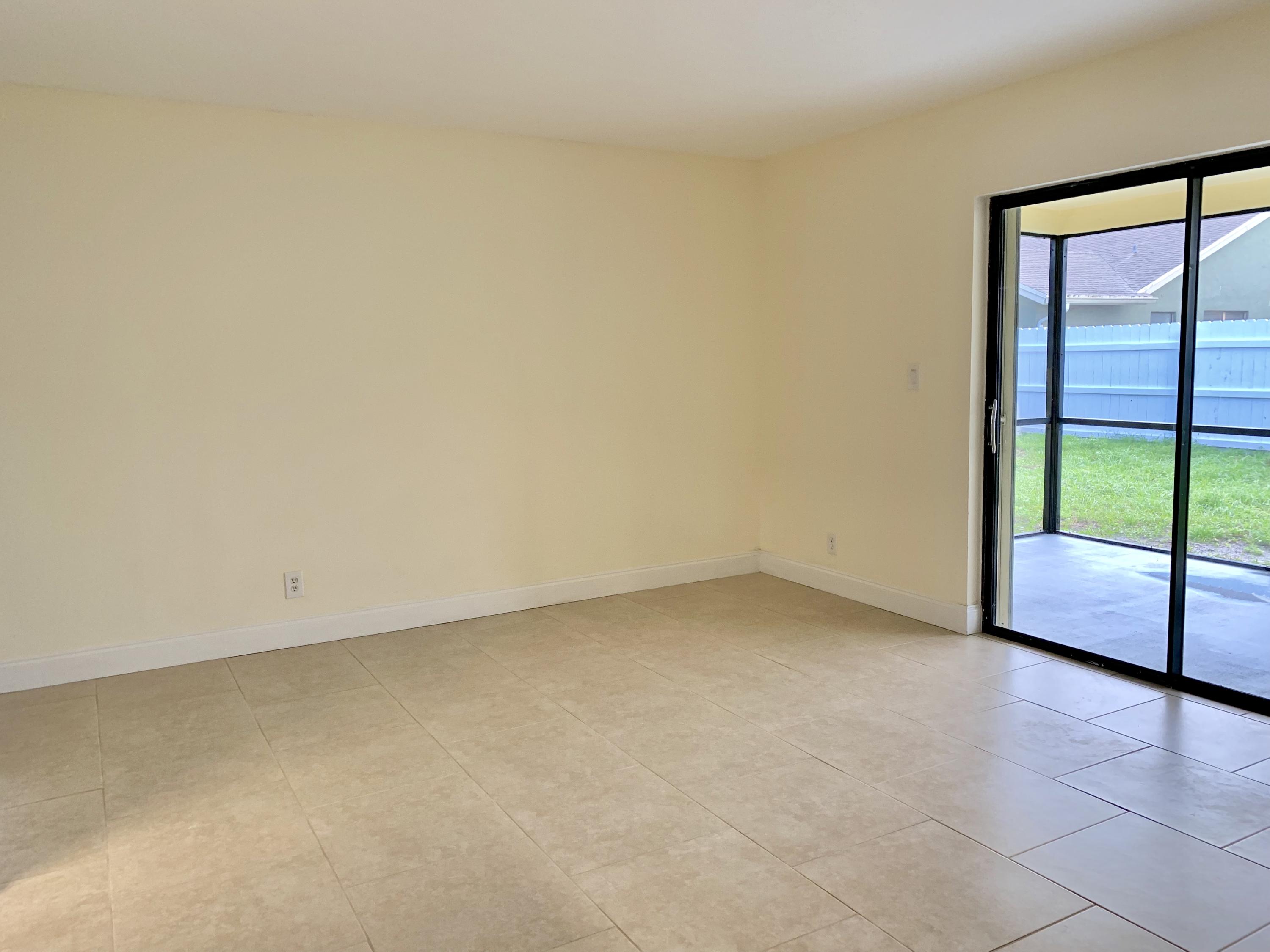 23247 Southwest 60th Avenue Boca Raton, FL 33428 - Photo 13 of 26 Family Room