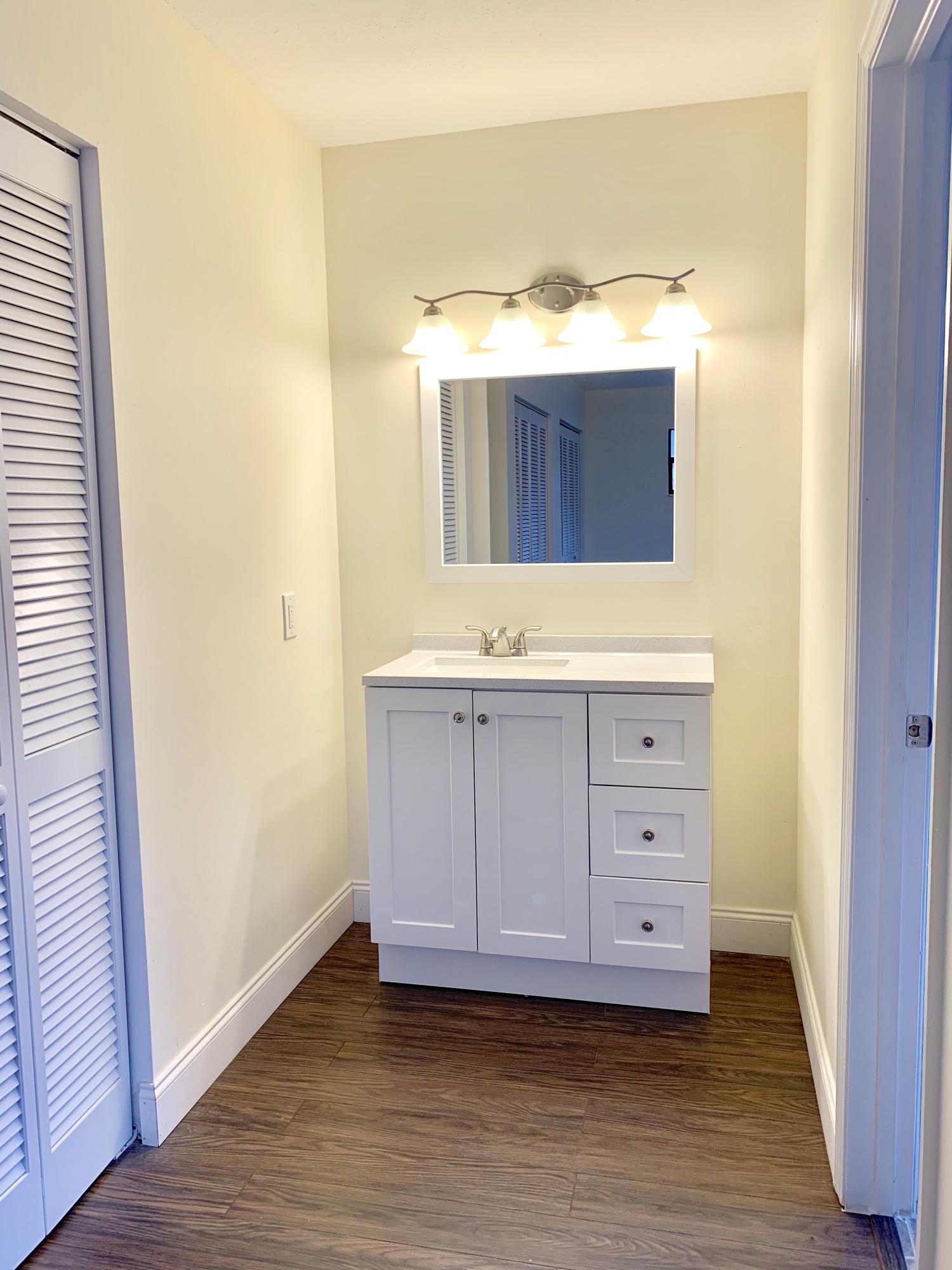 23247 Southwest 60th Avenue Boca Raton, FL 33428 - Photo 19 of 26 Master Bathroom