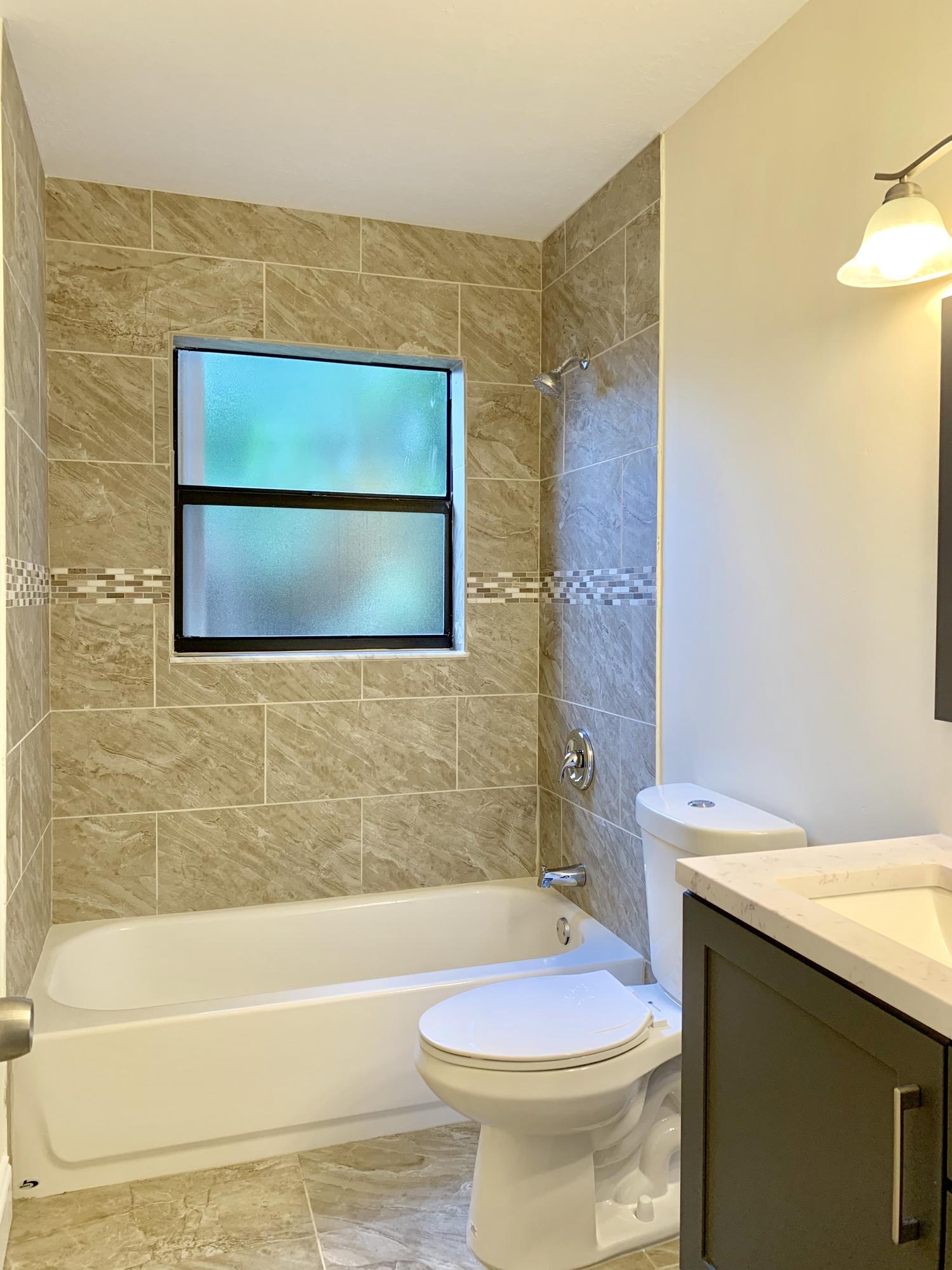 23247 Southwest 60th Avenue Boca Raton, FL 33428 - Photo 25 of 26 2nd Bathroom