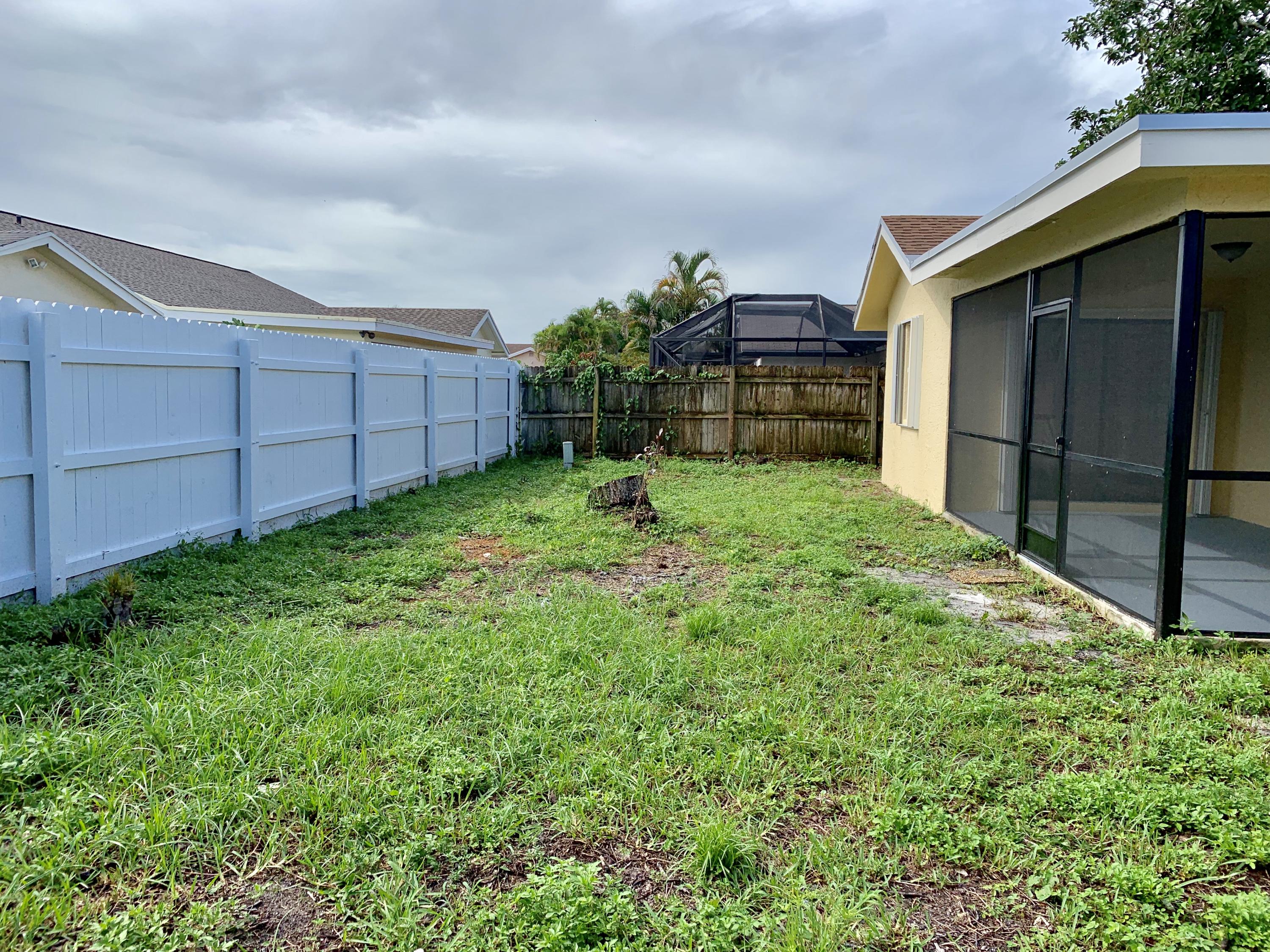 23247 Southwest 60th Avenue Boca Raton, FL 33428 - Photo 3 of 26 Backyard
