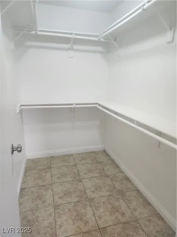 $2,000 | 216 Breezy Shore Avenue, North Las Vegas, NV 89031