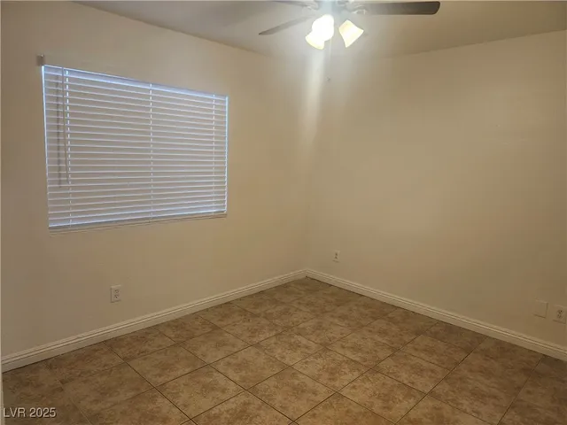 $2,000 | 216 Breezy Shore Avenue, North Las Vegas, NV 89031