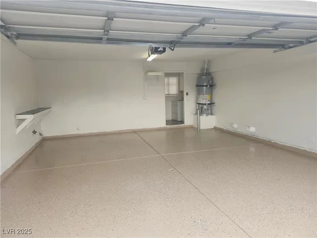 $2,000 | 216 Breezy Shore Avenue, North Las Vegas, NV 89031