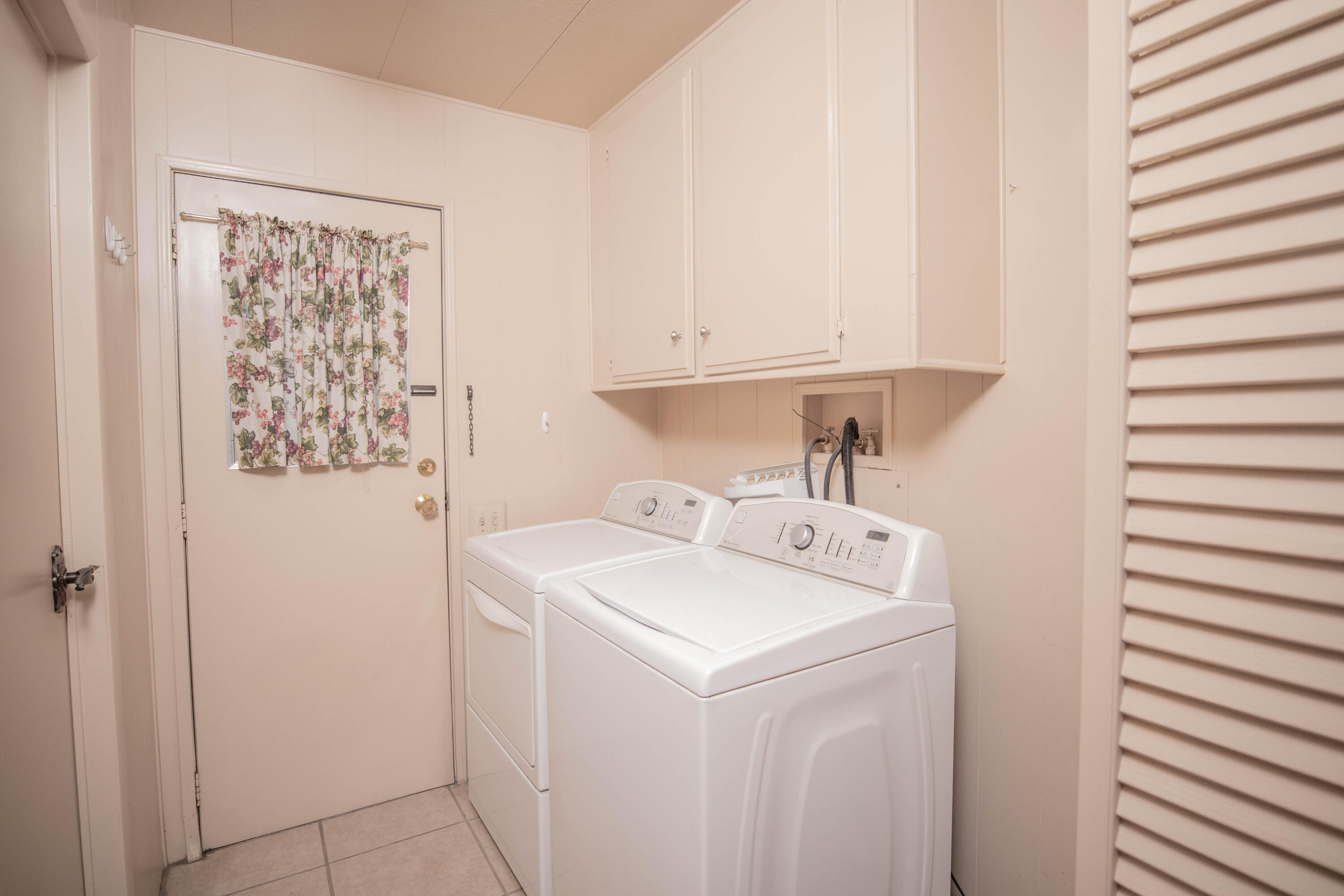 50 Roma Street Rancho Mirage, CA 92270 - Photo 12 of 20 laundry