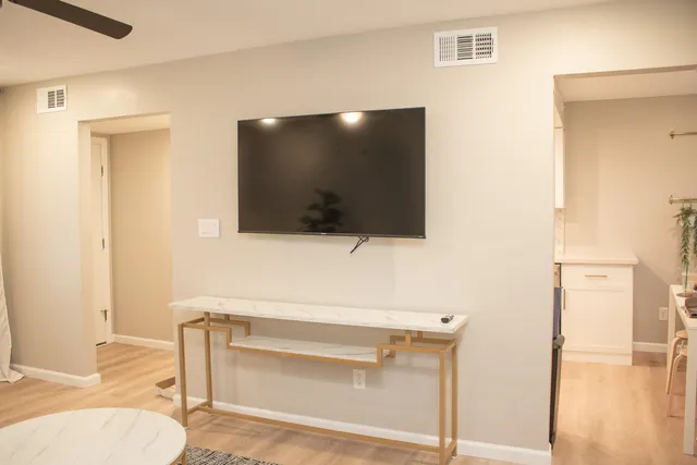 $1,425 | 114 Oak Street, Unit 1, Tallahassee, FL 32301