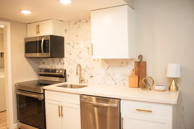 $1,425 | 114 Oak Street, Unit 1, Tallahassee, FL 32301