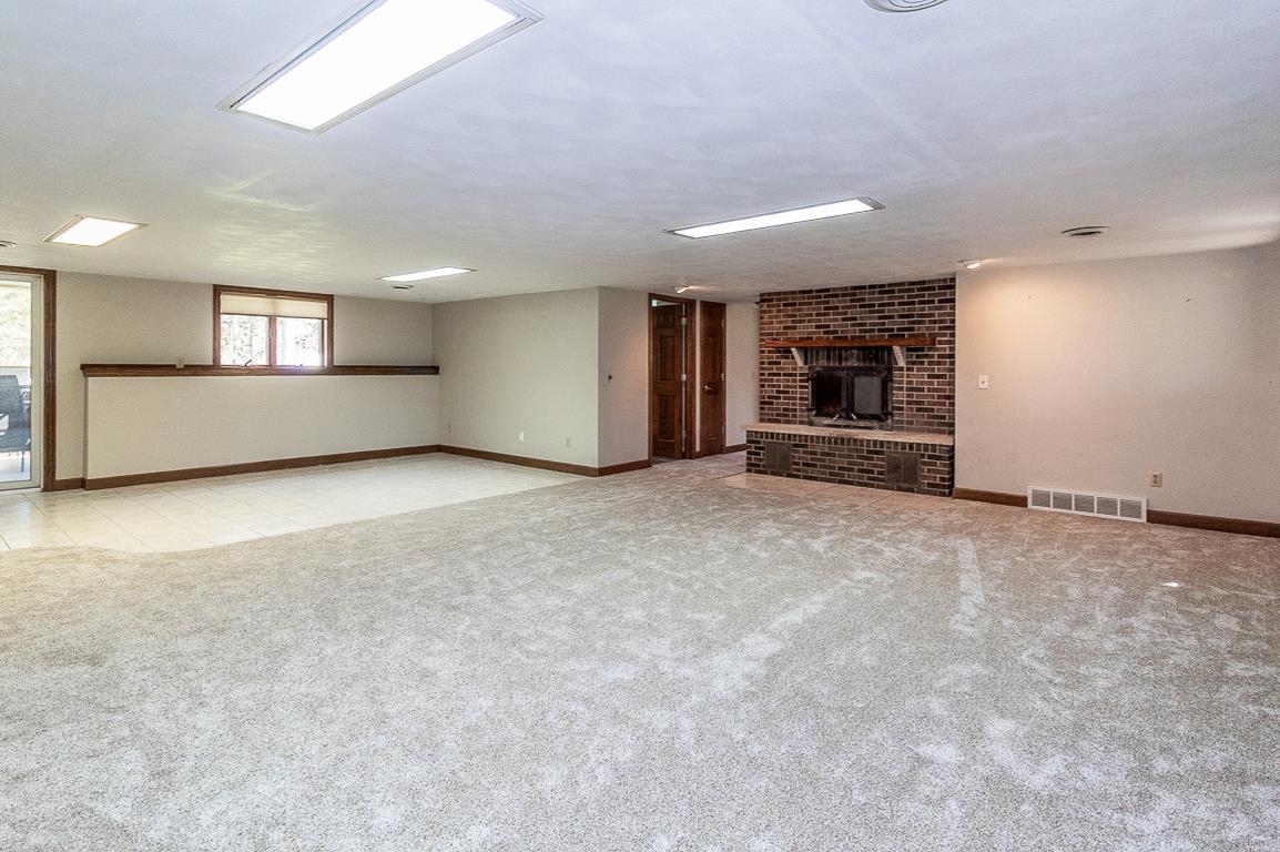 E8130 Flease Road New London, WI 54961 - Photo 31 of 80