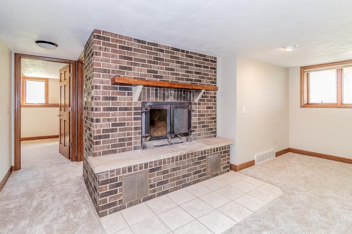 E8130 Flease Road New London, WI 54961 - Photo 32 of 80