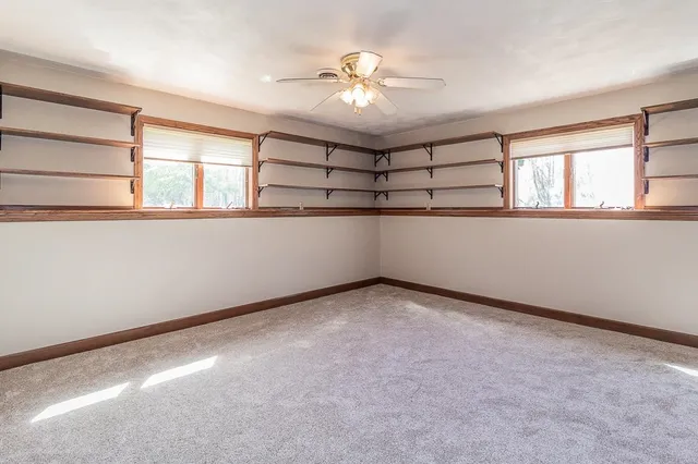 $589,900 | E8130 Flease Road, New London, WI 54961