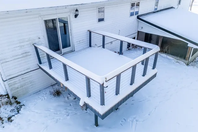 $589,900 | E8130 Flease Road, New London, WI 54961