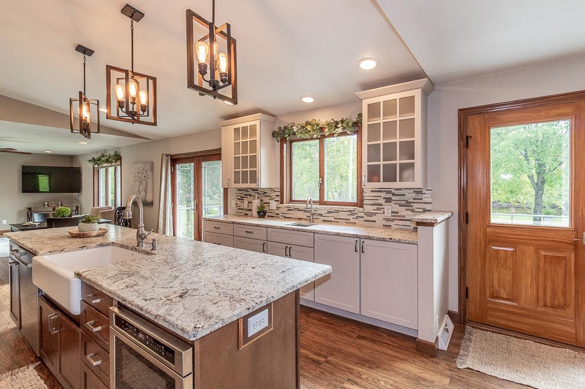 E8130 Flease Road New London, WI 54961 - Photo 7 of 80