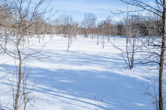 $589,900 | E8130 Flease Road, New London, WI 54961