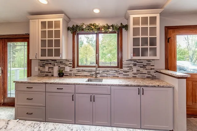 $589,900 | E8130 Flease Road, New London, WI 54961