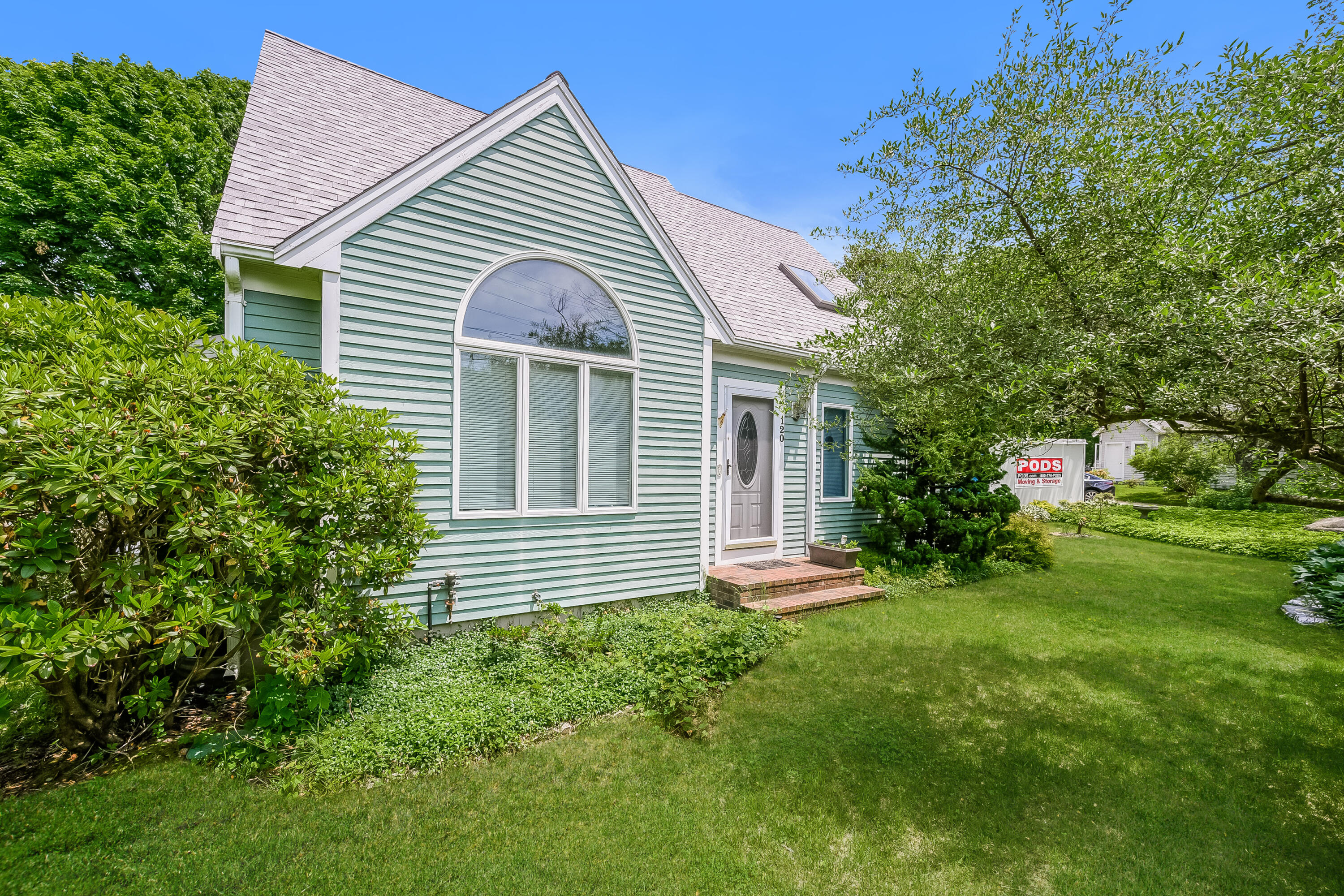 120 Jones Road Falmouth, MA 02540 - Photo 1 of 27 000-photo-front-view-9317938