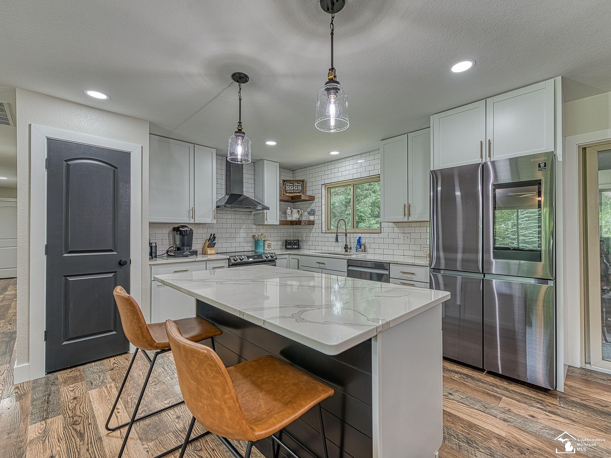 10015 Secor Road Temperance, MI 48182 - Photo 8 of 40