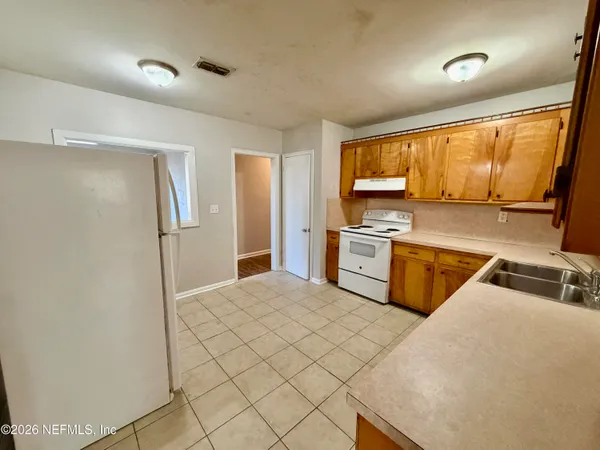 $2,250 | 2935 Bethel Court, Jacksonville, FL 32207