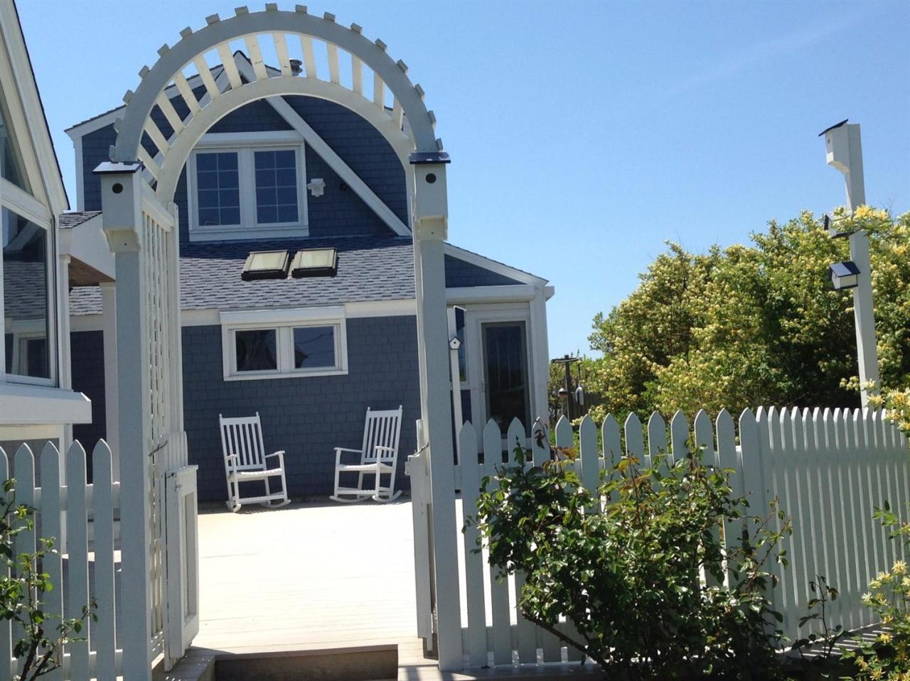 25 Bay View Road Truro, MA 02666 - Photo 6 of 21 a view of a house with a yard